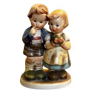 HUMMEL “We Congratulate” #220 TMK 2 1952 *Small *4 Inch Figurine